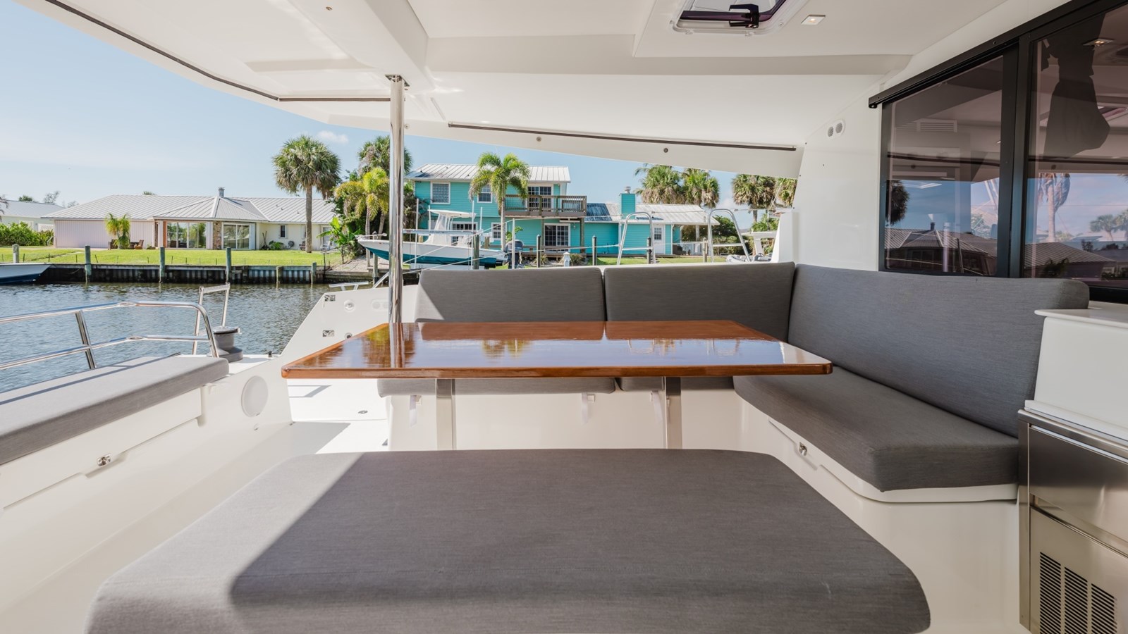 47' Fountaine Pajot 