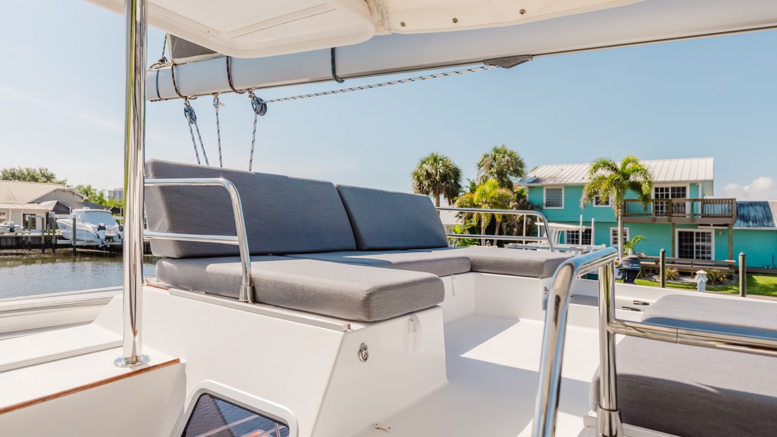 47' Fountaine Pajot 
