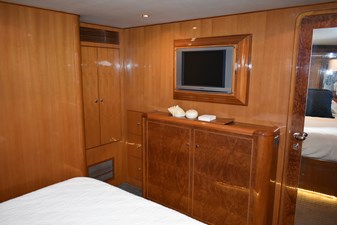 2004 OCEAN ALEXANDER 64 Pilothouse  - photo 29