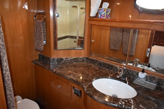 2004 OCEAN ALEXANDER 64 Pilothouse  - photo 34