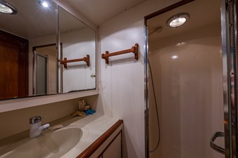 1990 OCEAN ALEXANDER 48 Sedan  - photo 27