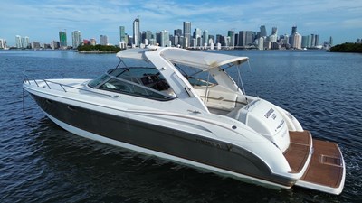 37.08' FORMULA 370 SUPER SPORT