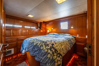 1989 OCEAN ALEXANDER 42 - photo 44