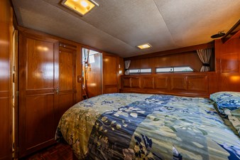 1989 OCEAN ALEXANDER 42 - photo 46
