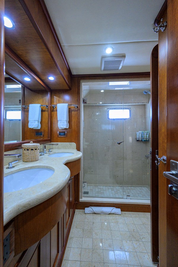 Master Stateroom Head