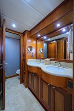 2008 OUTER REEF YACHTS 800 MY - photo 25