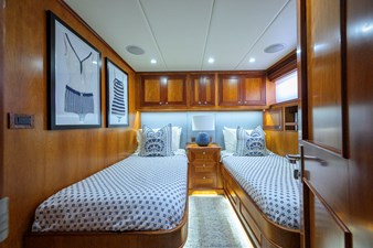 2008 OUTER REEF YACHTS 800 MY - photo 27