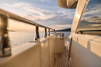 2010 MARQUIS YACHTS Marquis 720  - photo 10