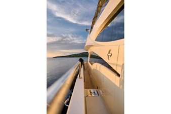 2010 MARQUIS YACHTS Marquis 720  - photo 11