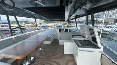 2012 MONTE CARLO YACHTS MCY 76 - photo 5