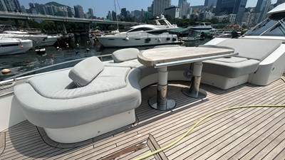 2012 MONTE CARLO YACHTS MCY 76 - photo 27