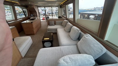 2012 MONTE CARLO YACHTS MCY 76 - photo 48