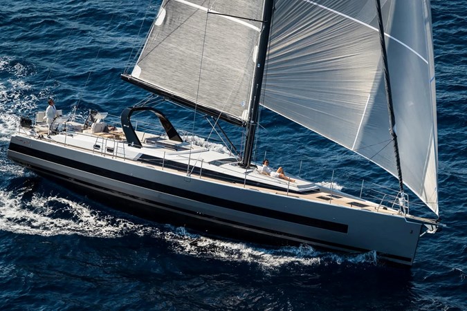 2021 BENETEAU Beneteau Oceanis Yacht 62