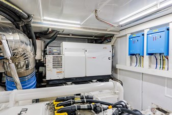 2020 HORIZON MOTOR YACHTS FD90 Skyline - photo 32