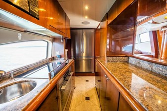 2004 AZIMUT YACHTS  - photo 13