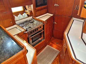 1994 LITTLE HARBOR 60 - photo 26