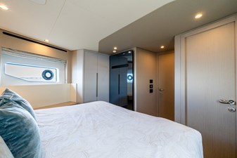 2023 AZIMUT YACHTS 68 Fly - photo 14