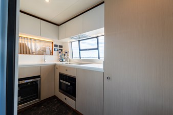 2023 AZIMUT YACHTS 68 Fly - photo 23