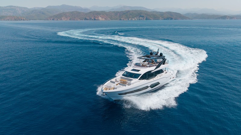 2024 SUNSEEKER 76 YACHT