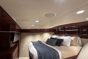 1998 BROWARD Pilothouse - photo 13