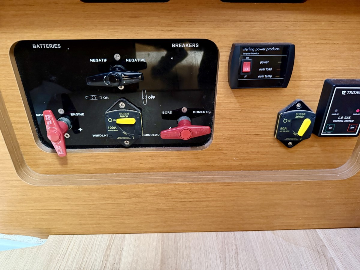 45' Jeanneau 