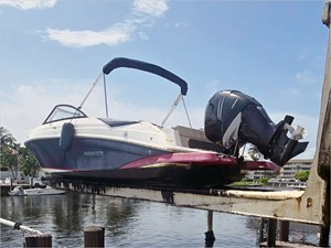 25' RINKER 2018 Q5