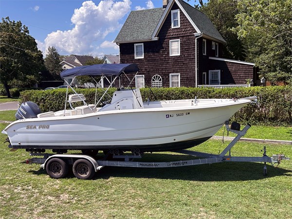 23' SEA PRO 2005 238 CC