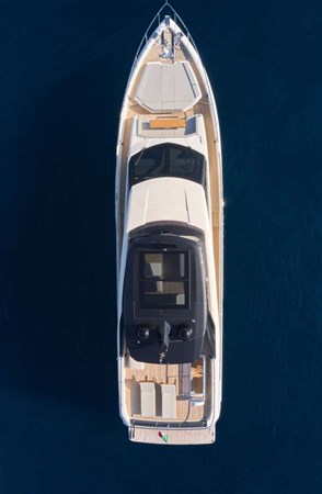 2018 FERRETTI YACHTS 780