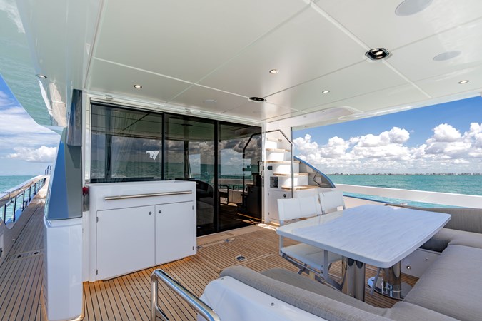 2025 AZIMUT YACHTS 78 Fly