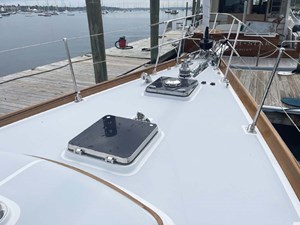 1990 LITTLE HARBOR 46 - photo 4