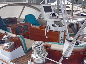 1990 LITTLE HARBOR 46 - photo 8