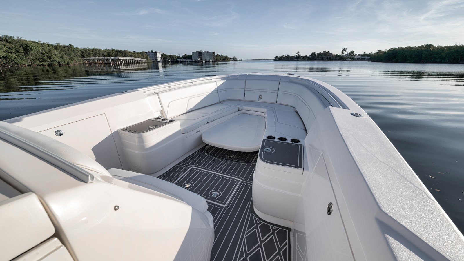 38' Intrepid