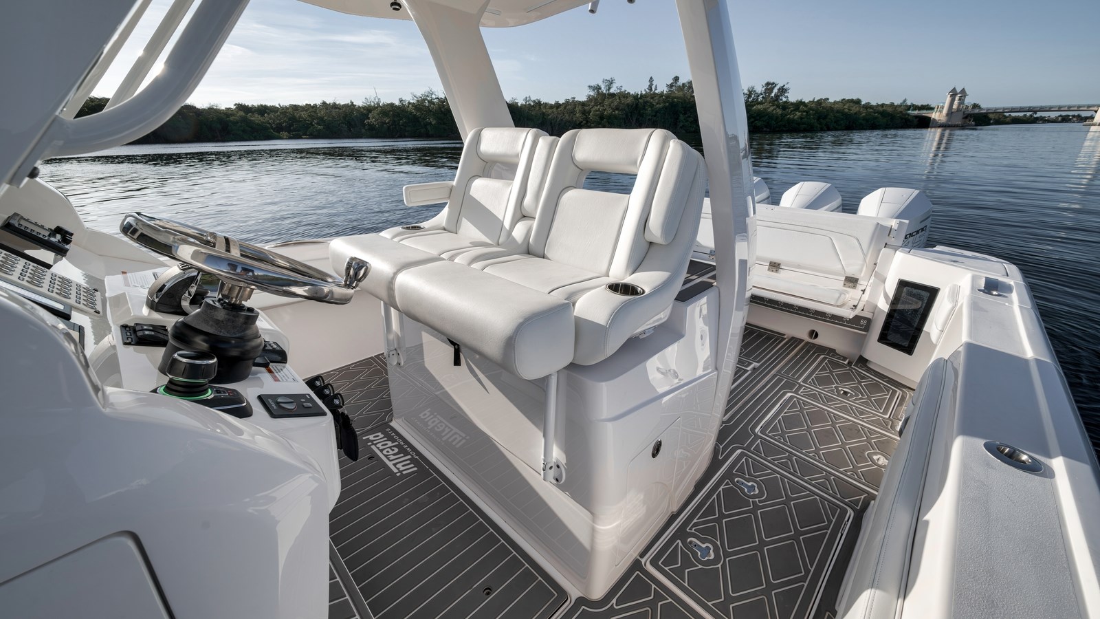 38' Intrepid