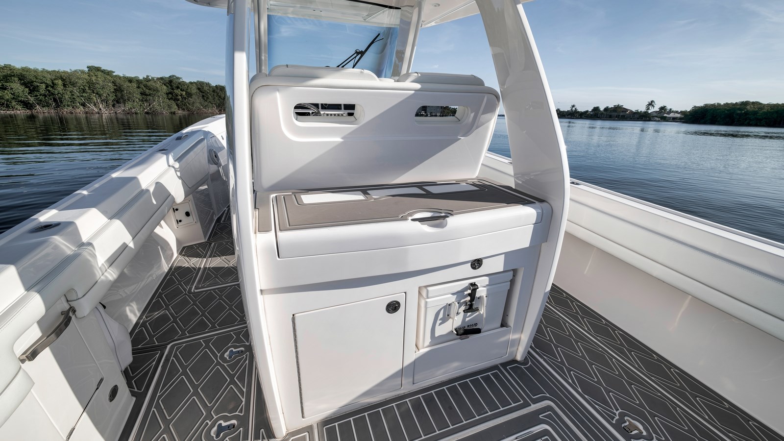38' Intrepid