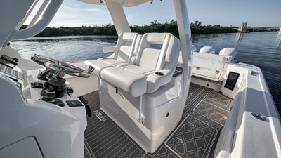 2022 INTREPID 375 Nomad SE - photo 19