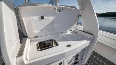 2022 INTREPID 375 Nomad SE - photo 24