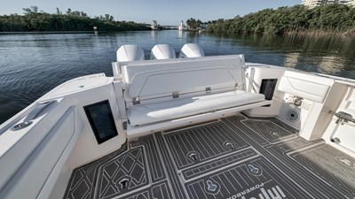 2022 INTREPID 375 Nomad SE - photo 28