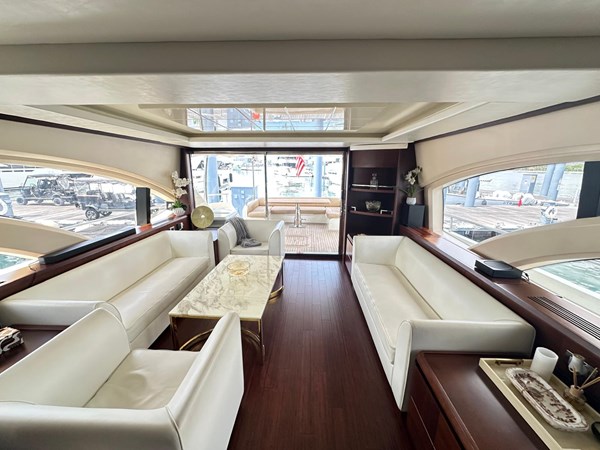 2010 AZIMUT YACHTS 75ft 