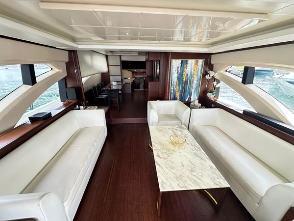 2010 AZIMUT YACHTS 75ft 
