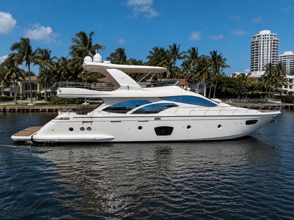 2010 AZIMUT YACHTS 75ft 