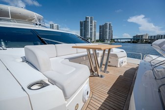 2019 SUNSEEKER 86 YACHT - photo 18