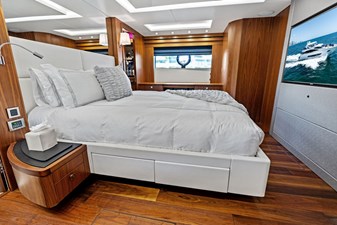 2019 SUNSEEKER 86 YACHT - photo 82