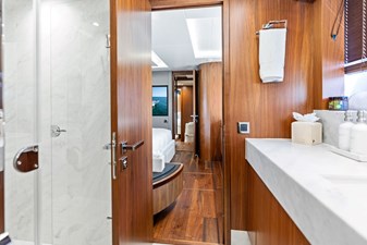 2019 SUNSEEKER 86 YACHT - photo 91