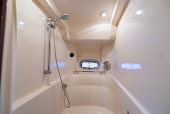 2008 SEA RAY 48 Sundancer - photo 31