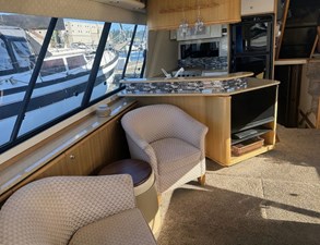 2001 BAYLINER 4788 Pilothouse - photo 4