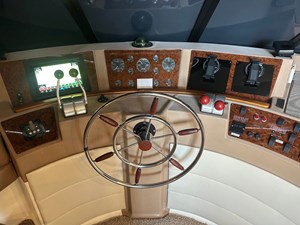 2001 BAYLINER 4788 Pilothouse - photo 18