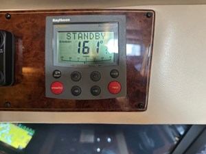 2001 BAYLINER 4788 Pilothouse - photo 19