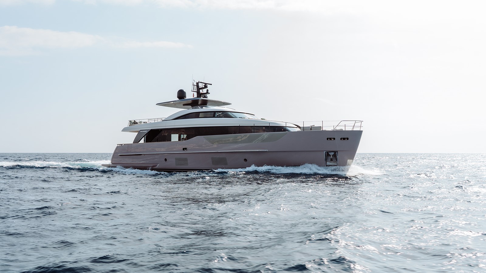SAL — 2023 · 89.99' · 4 Cabins · Pre-Owned