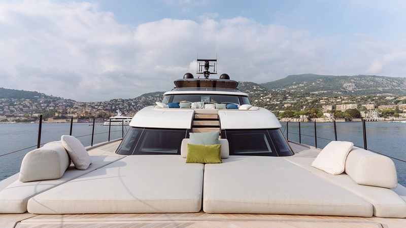2023 SANLORENZO YACHTS SD90