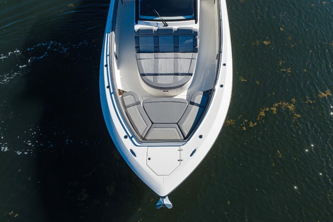 2024 BOSTON WHALER Outrage